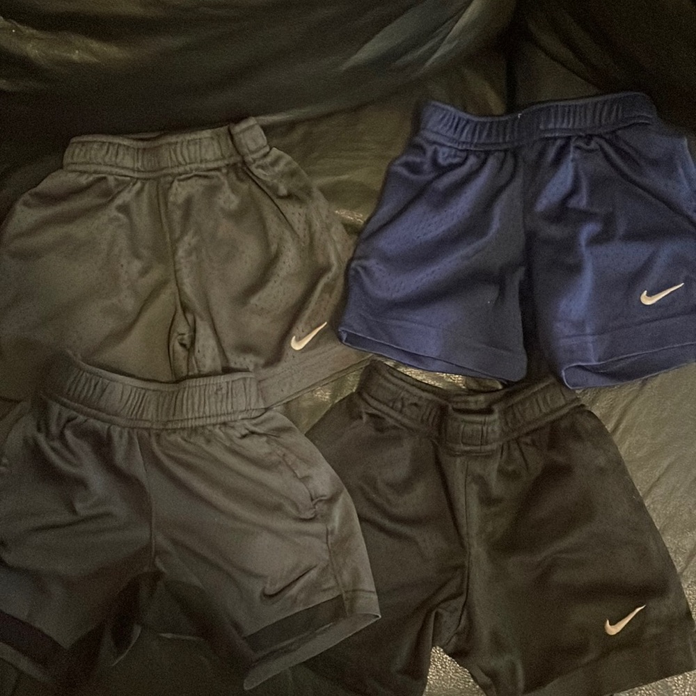 Boys shorts 2T-3T